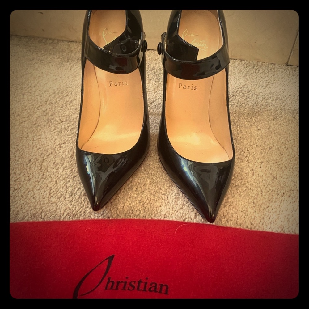Louboutin NEO PENSEE 120MM patent leather heels